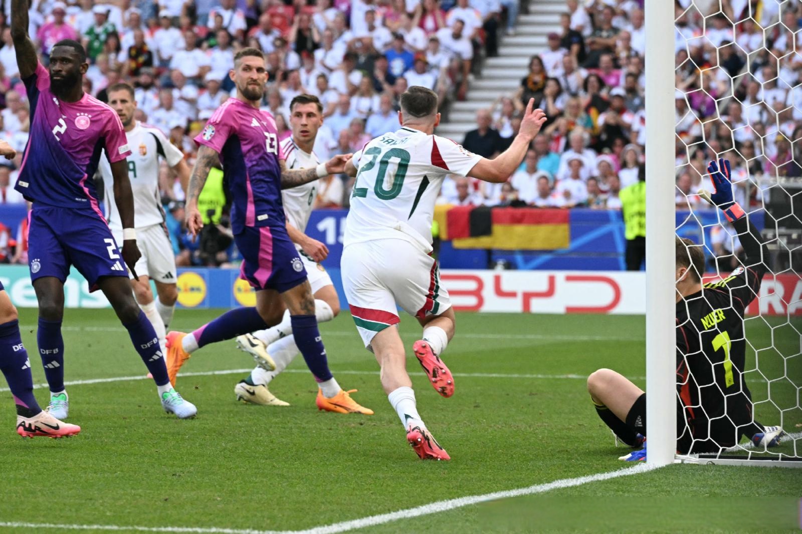 德国队横扫法国队,石宇奇点燃赛场 德国队横扫法国队,石宇奇点燃赛场