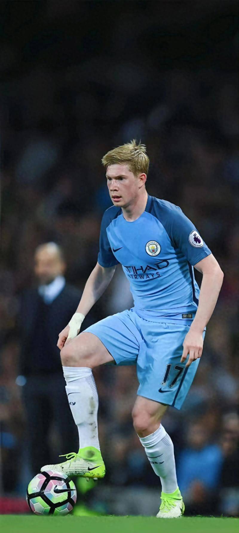 AC米兰轻取莱比锡红牛，德布劳内统治全场