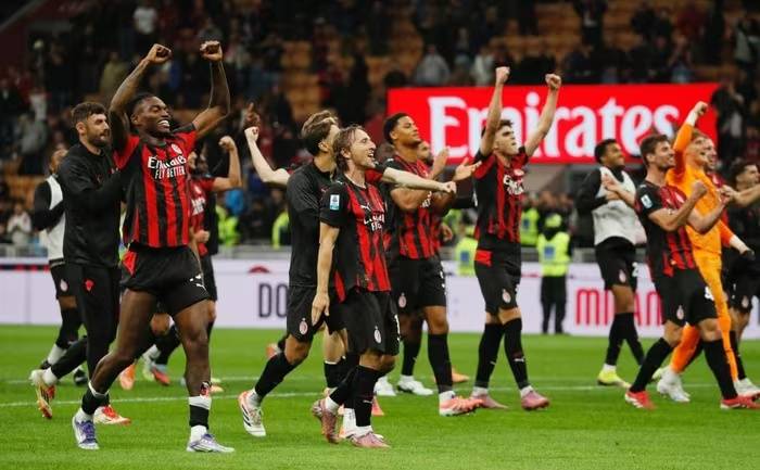 AC米兰轻取莱比锡红牛，德布劳内统治全场