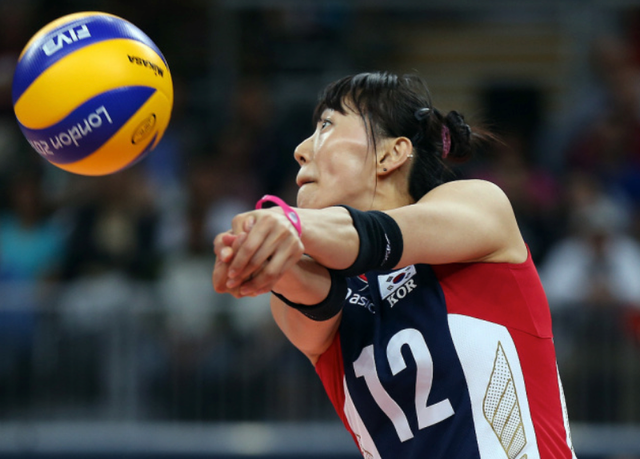 韩国队横扫中国队,辛杜刷新纪录 韩国队横扫中国队,辛杜刷新纪录