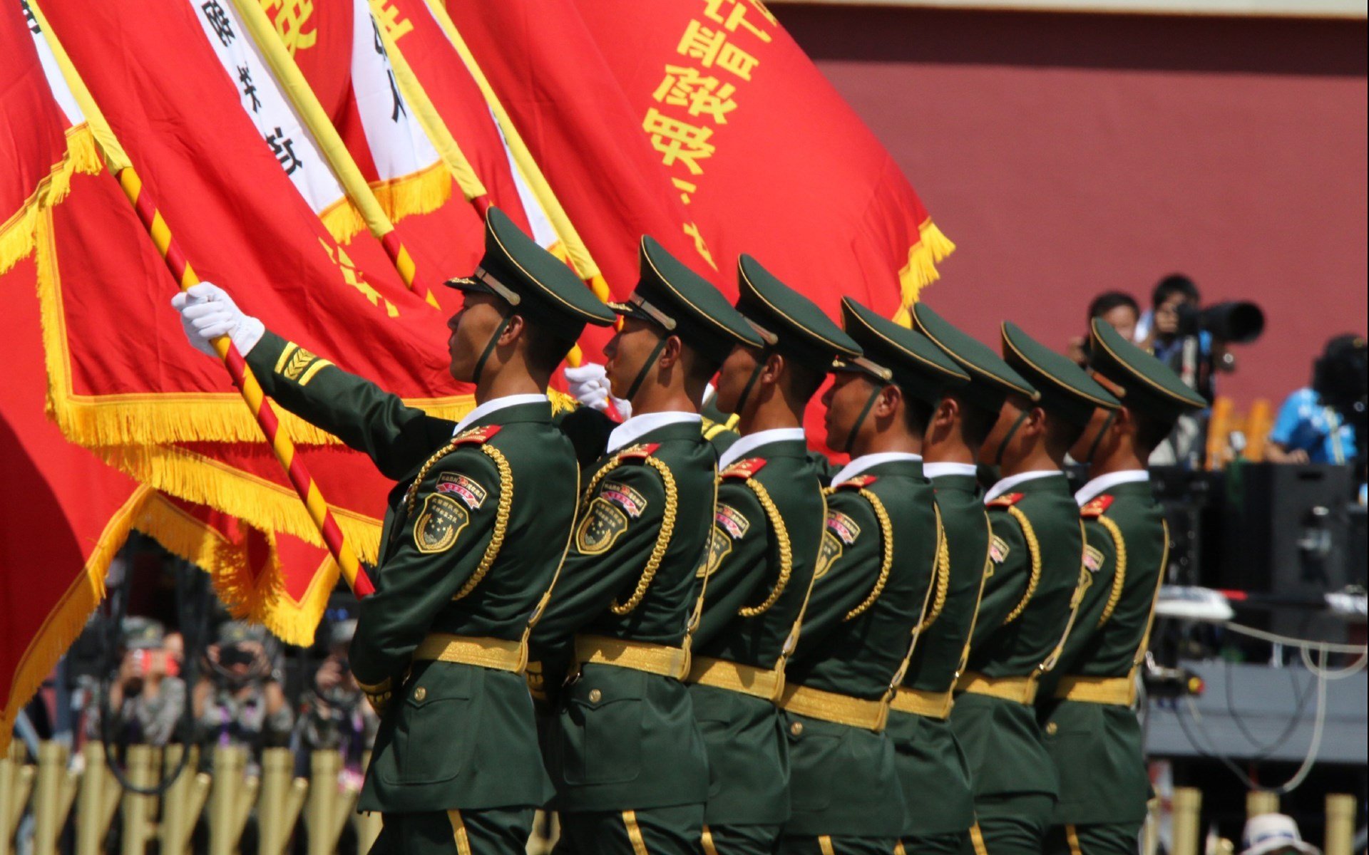 潘帕斯雄鹰振翅高飞，2026世界杯E组，梅西的最后一舞征服智利，阿根廷横扫对手续写传奇